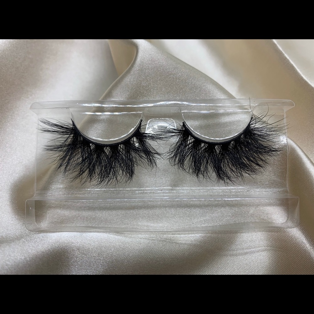 False lashes